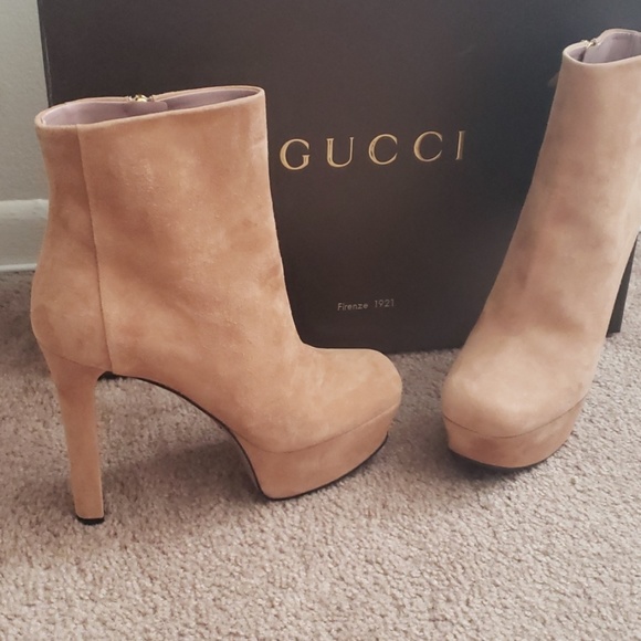 Women's Gucci boots - Picture 2 of 7